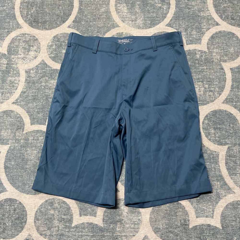 Nike golf shorts